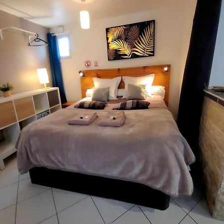 Ravissant Studio Prive 2 Pieces "Le Cosy" Tout Equipe Monchy-Saint-Eloi Exterior photo